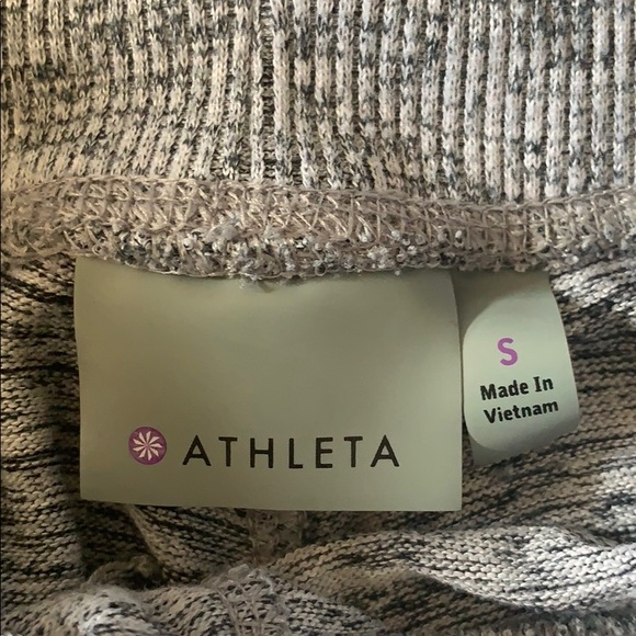 Athleta Gray/Black Marbled Capri Athletic Pants S - Picture 2 of 5